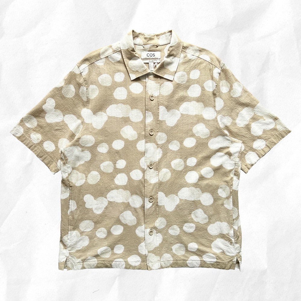 COS Men’s Relaxed Fit Texture Short Sleeve Shirt